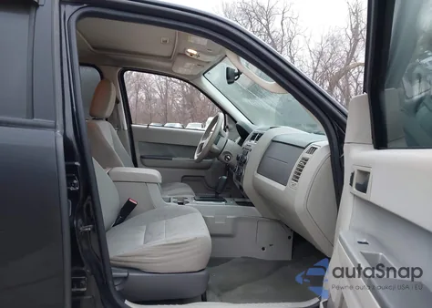 2012 Ford Escape Xlt z USA, uszkodzony, nr VIN 1FMCU0D73CKC07057